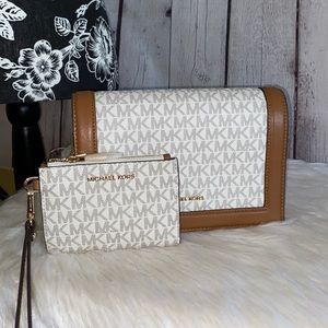 Michael Kors JET SET Xbody/JET SET Coin Purse 2pc Set